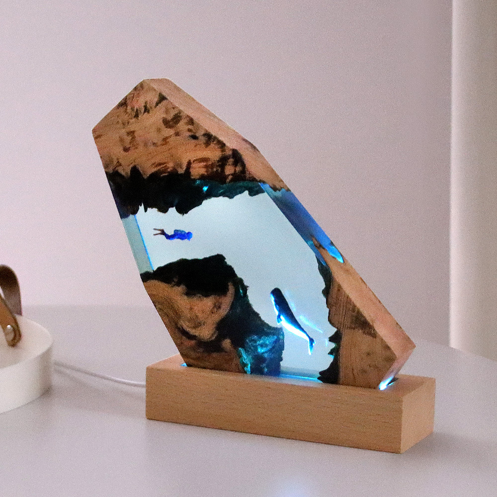 Resin Art Wedding Gift - Nowa Podwodna Jaskinia Wieloryb Nurkujący Dekoracja
